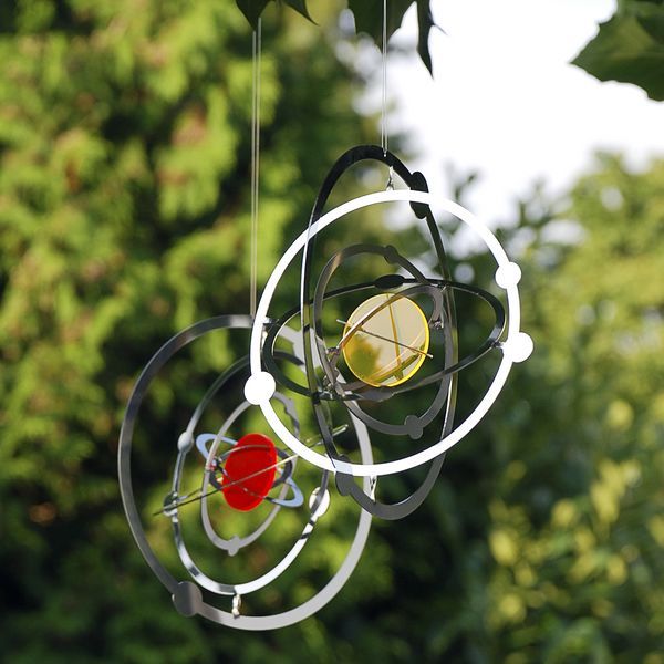 Elliot Lichtzauber - Edelstahl-Planetensystem mit Lichtzauber Metallwindspiel hängend groß 39 cm rot Edelstahl-Planetensystem mit Lichtzauber