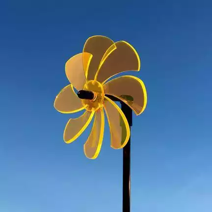 Elliot Lichtzauber - Sonnenfänger Windrad/stehendes Windspiel 12 cm inkl. 100 cm Stab orange